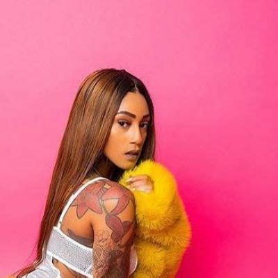 Mizz Twerksums Bio, Family, Relationship, Boyfriend, and Net。